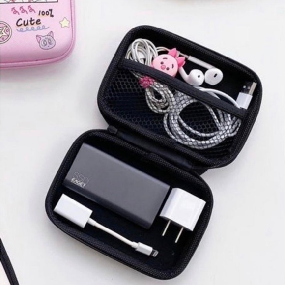 Snoopy carrying organizer zipper pouch - Picture 2 of 4